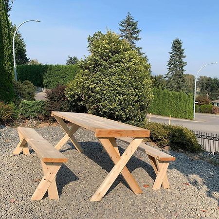 Mountain Retreat 3 Bedroom Garden House Near Heritage Park, Coliseum , Hwy 1, Fishing, Cultus Lake Chilliwack Eksteriør billede