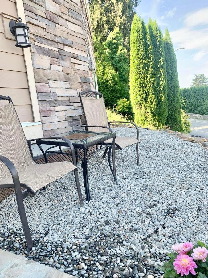 Mountain Retreat 3 Bedroom Garden House Near Heritage Park, Coliseum , Hwy 1, Fishing, Cultus Lake Chilliwack Eksteriør billede